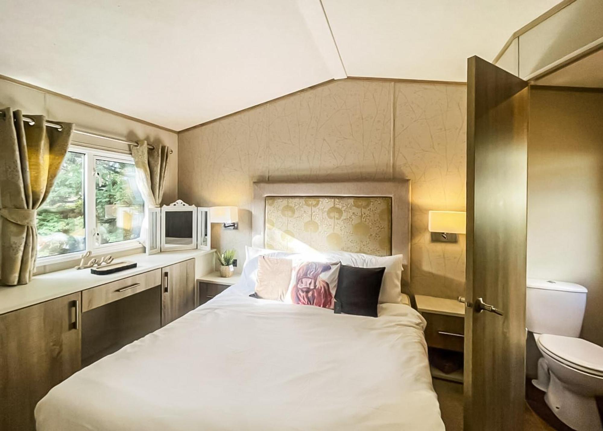Percy Wood Country Park Hotel Swarland Ruang foto